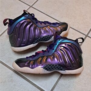 Nike Little Posite One GS Iridescent Purple Shoes- Size 4Y / Wmn's 5.5